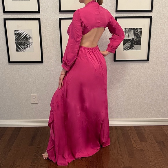 *Roxanne Plunging Cutout Gown - Picture 7 of 8